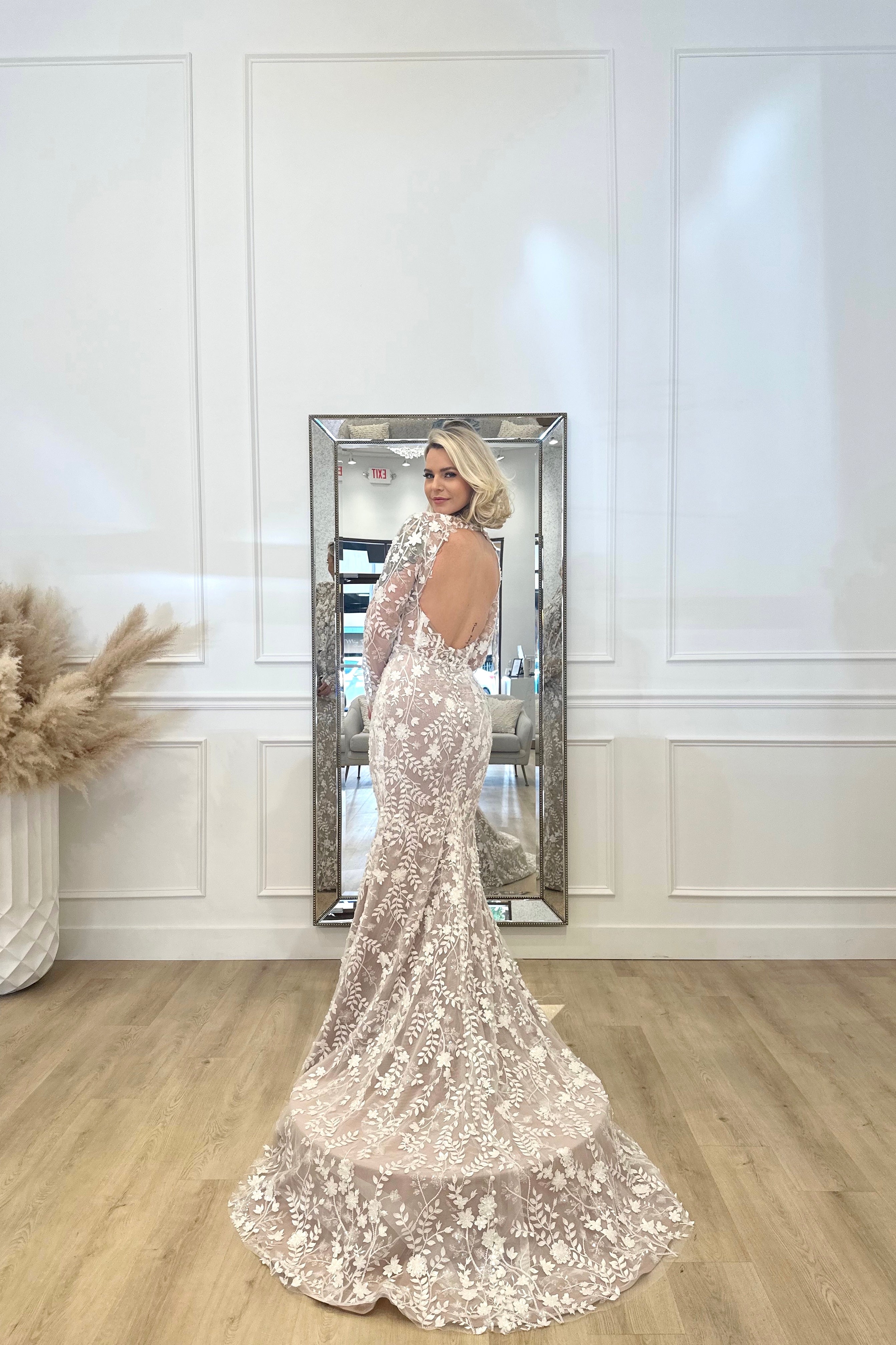 slim fit dress slacks Long Sleeve Lace Gown with Keyhole Open Back