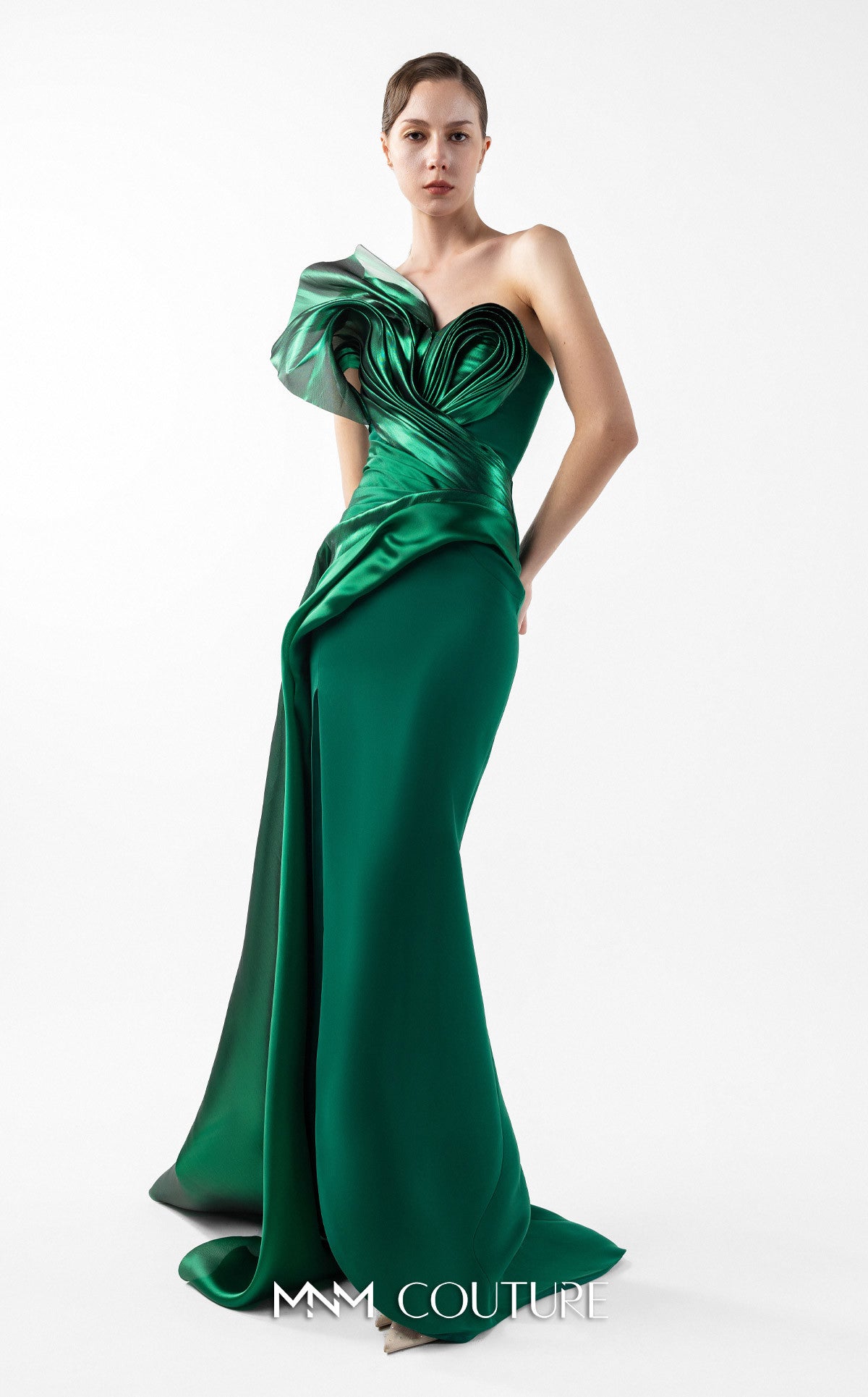 MNM Couture G2023 Elegantly Fitted with Flare Evening Gown Emerald / 2 MNM Couture G2023 Elegantly Fitted with Flare Evening Gown Emerald / 2