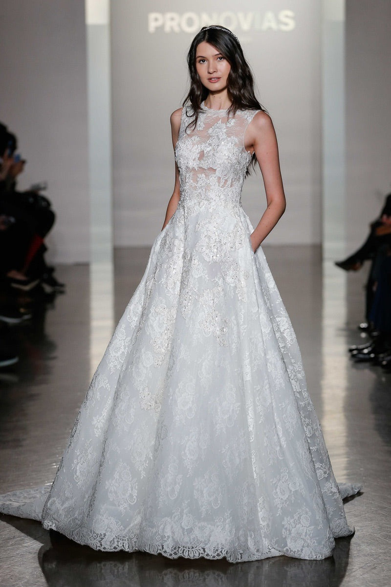 Pronovias Naiara Sample Pronovias